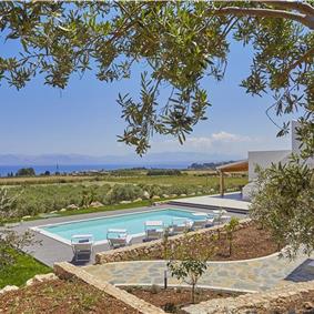 3 bedroom villa with pool near Scopollo, sleeps 6